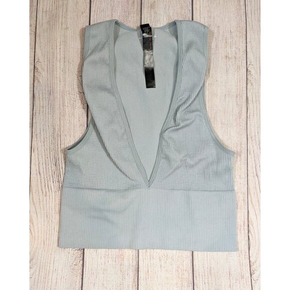 URBAN OUTFITTERS OUT FROM UNDER Women's Seamless Bra Tank Deep V-Neck  Size Smal - Picture 1 of 6